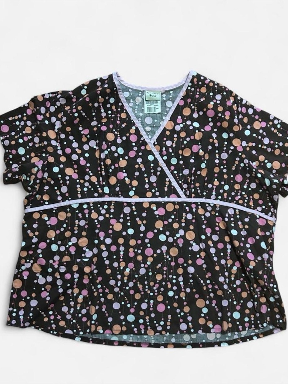 Women’s V-Neck Short Sleeve Top in Black Multi Dot